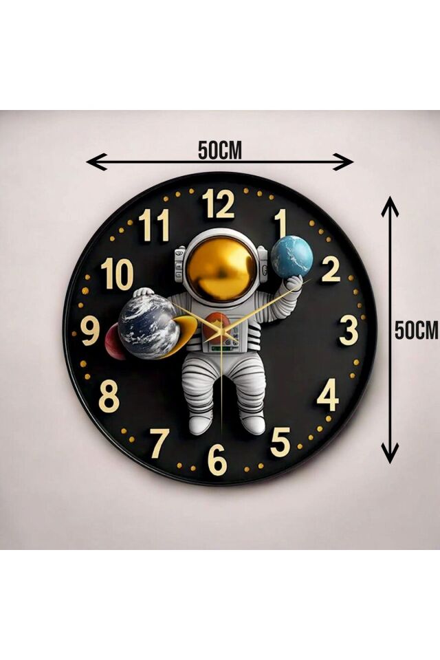 Renkli Baskı Astronot Çocuk Desenli Sayılı Hediyelik Ahşap Sessiz Duvar Saati 50cm
