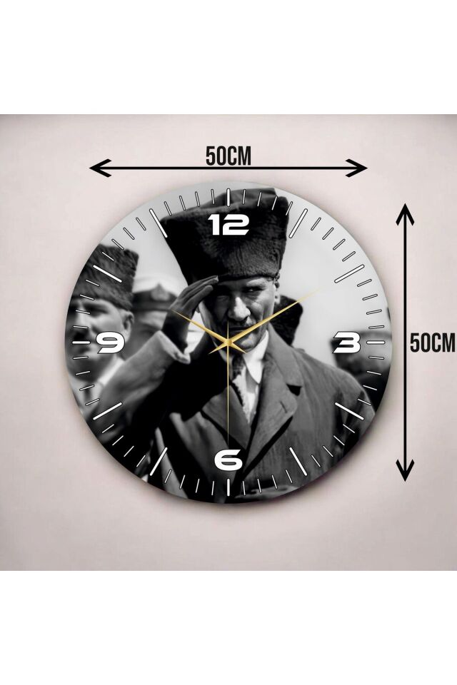 Mustafa Kemal Atatürk Siyah Beyaz Renkli Baskı Sayılı Hediyelik Ahşap Sessiz Duvar Saati 50cm