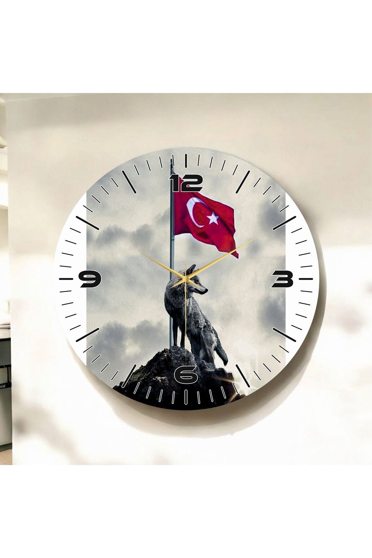 Renkli Baskı Türk Bayrağı ve Bozkurt Desenli Sayılı Hediyelik Ahşap Sessiz Duvar Saati 50cm